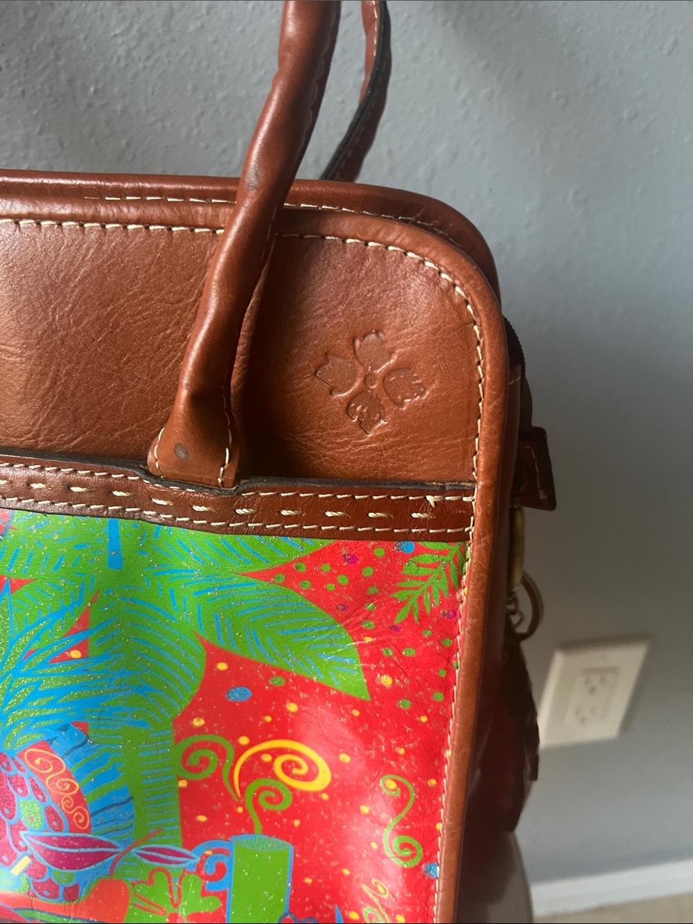 Patricia Nash | Tropicana Summer Festival Collection Leather Pineapple Bag - Picture 3 of 13